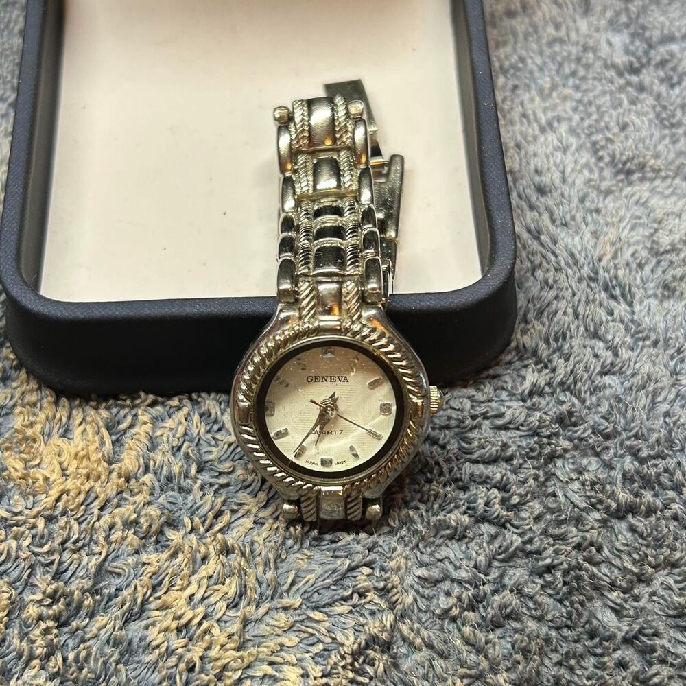 Seiko Women's Silver and Grey Watch